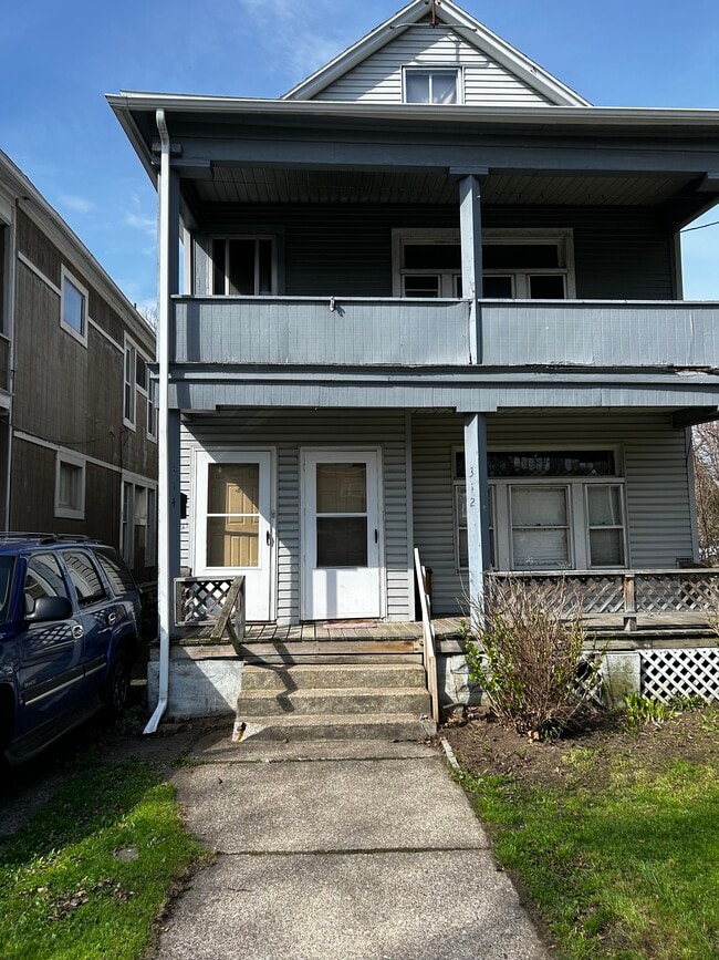 Building Photo - 314 East Ave