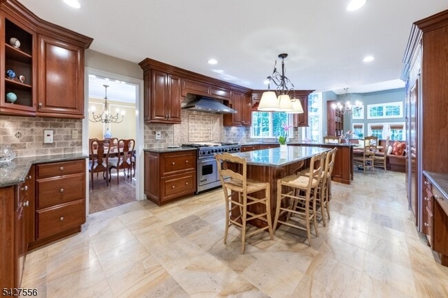 Building Photo - 7 Byron Rd