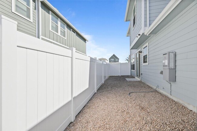 Building Photo - 8302 Mandela Bend