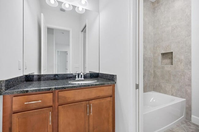 Building Photo - 5432 Pecan Dr