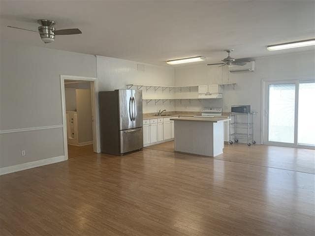 Building Photo - 411 E 7th Ave