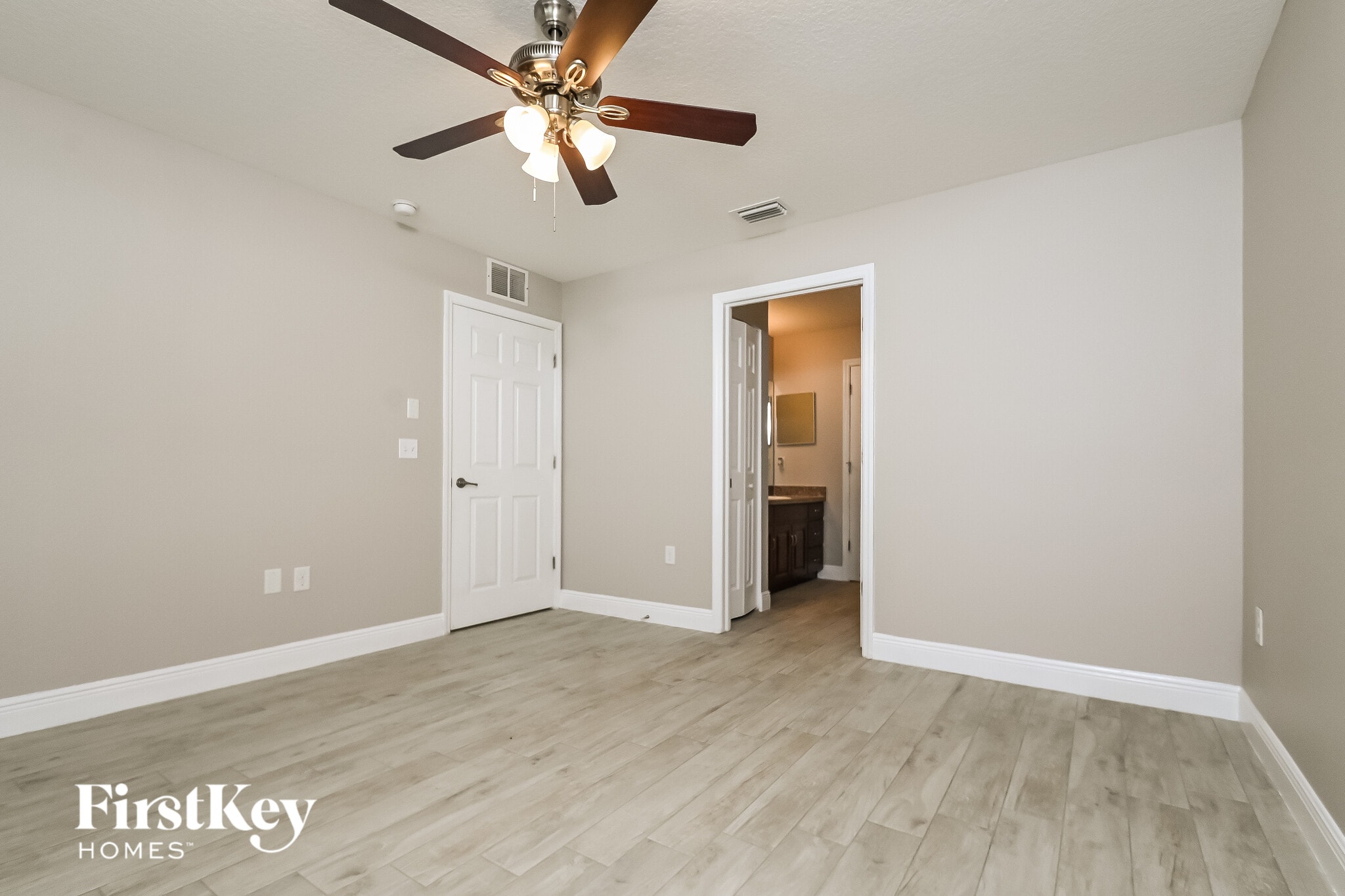 Building Photo - 11202 Hidden Breeze Dr