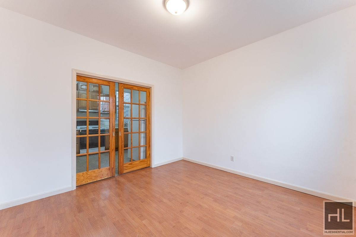 Building Photo - 41 STREET