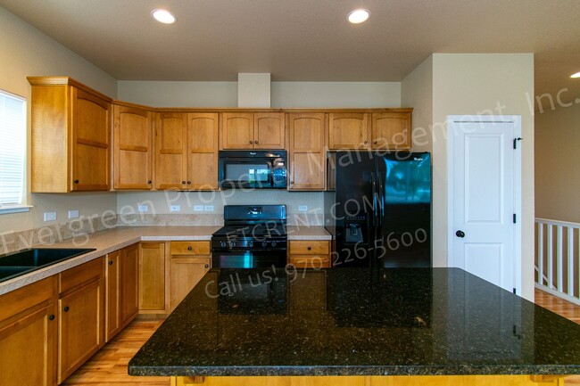 Building Photo - 4 bedroom, 3 bathroom in Wellington