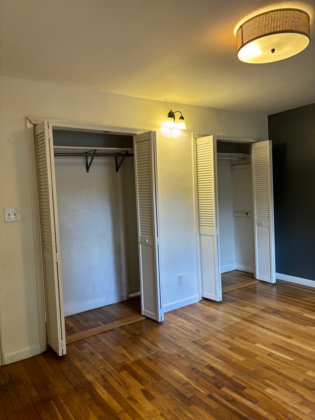 master bedroom/closets - 13751 68th Dr