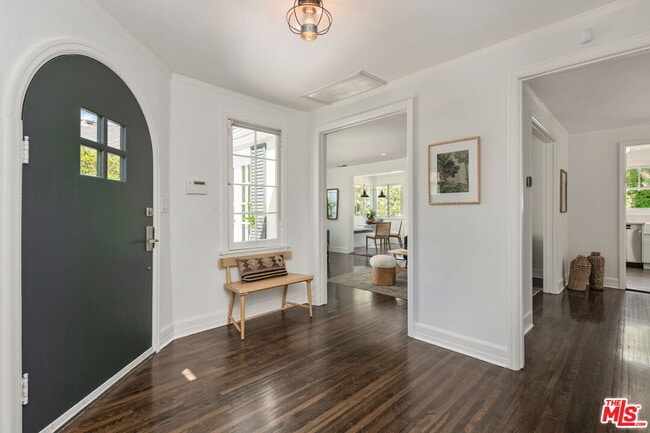 Building Photo - 234 N Ridgewood Pl