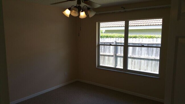 Building Photo - Spacious 4/2.5 Pool Home with 2-Car Garage...