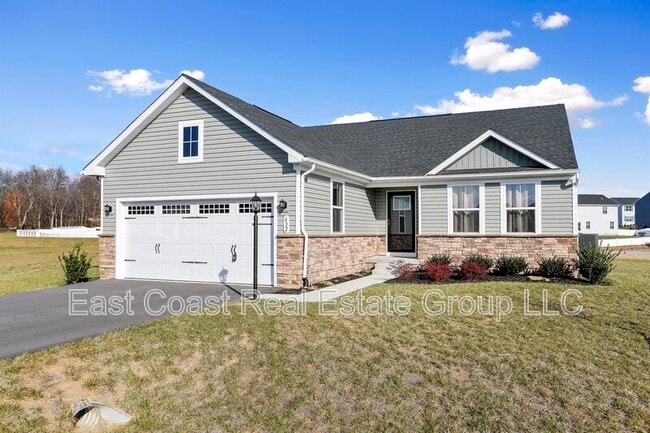 Building Photo - 632 Perspective Pl