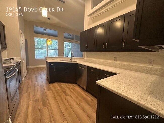 Building Photo - 19145 Dove Creek Dr