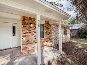 Building Photo - 9881 Guidy Ln