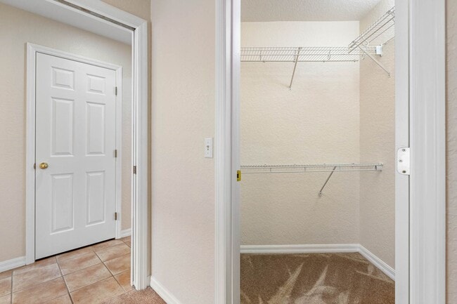 Building Photo - 3063 Westmoreland Dr