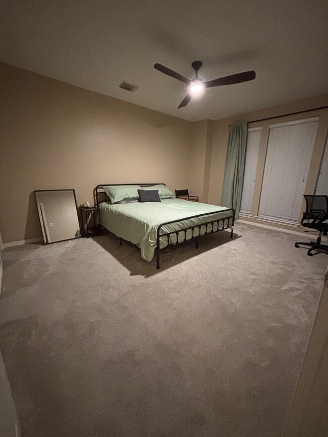 Building Photo - 1310 W Webster St