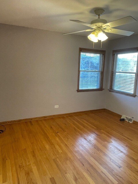 Building Photo - 8610 W Summerdale Ave