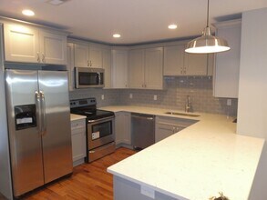 Building Photo - 239 St John St