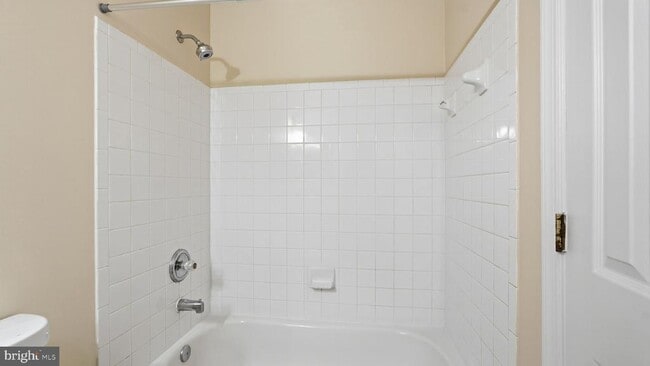 Building Photo - 11921 Stonehenge Dr