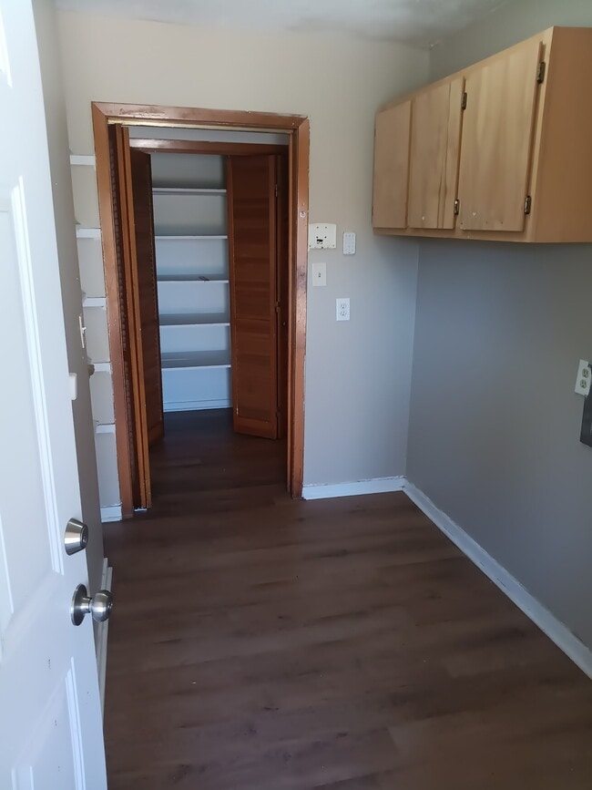 Building Photo - John F Kennedy