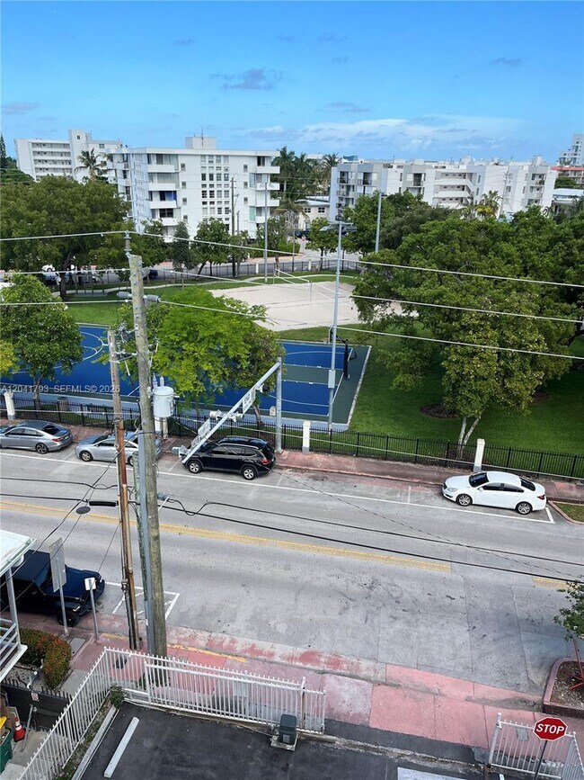 Building Photo - 8024 Tatum Waterway Dr