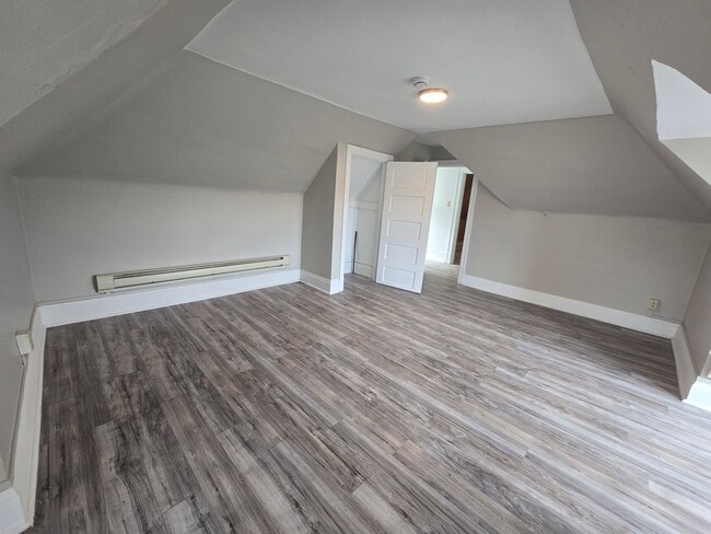 Building Photo - 36 Gaskill Ave