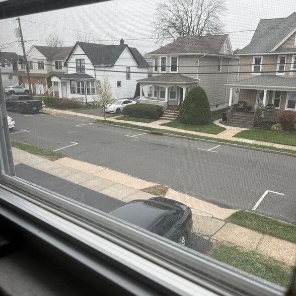 Outside view - 45 N 21st St