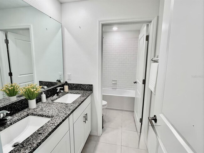 Building Photo - 2207 Teneroc Trl