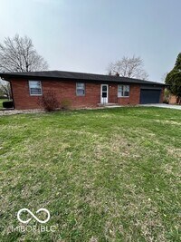 Building Photo - 806 Thorndale St