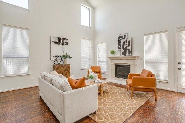 Building Photo - 8201 Choctaw Ln