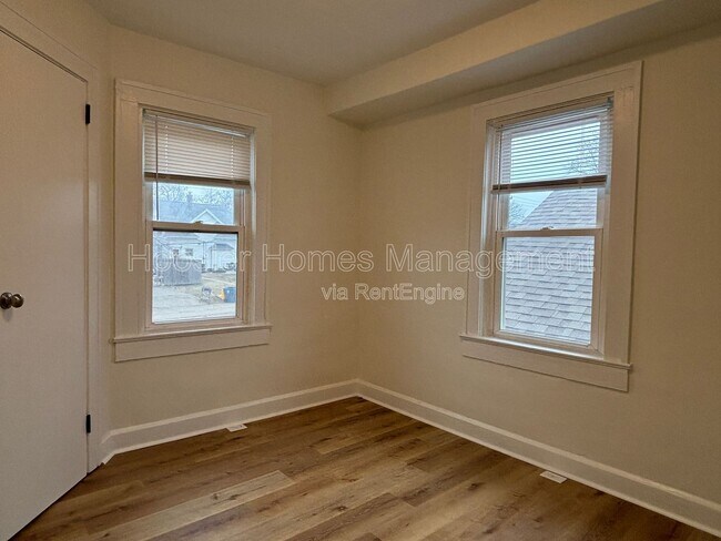 Building Photo - 83 N Ewing St