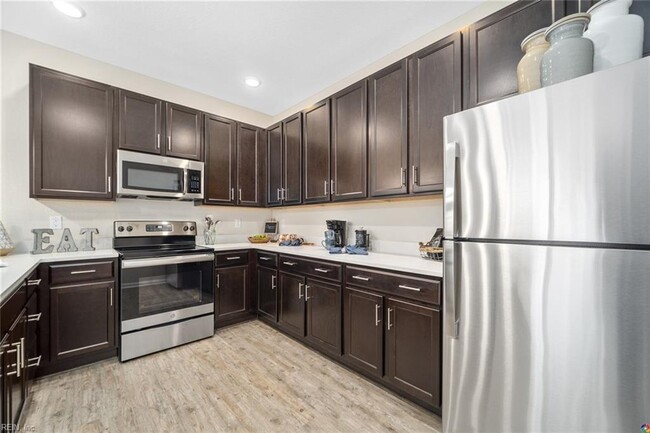 Kitchen - 4992 Hawkins Mill Way