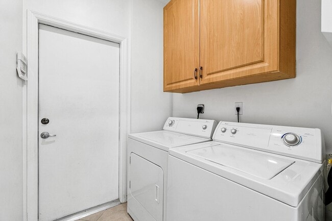 Building Photo - 139 Coconut Key Ln