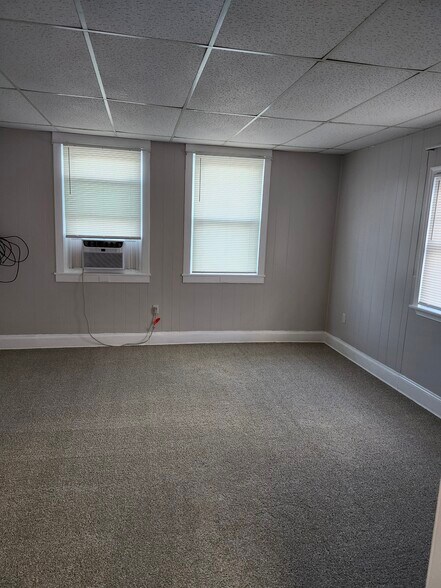Building Photo - 4154 E Harrisburg Pike