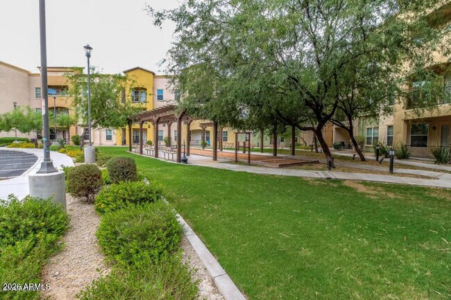 Building Photo - 14575 W Mountain View Blvd