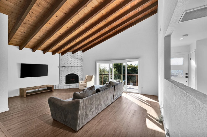 Building Photo - 5144 W 141st St