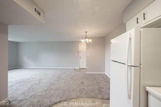 Building Photo - 326 Progress Rd