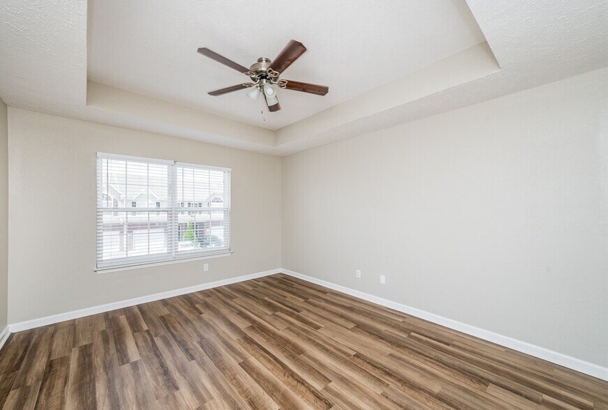 Building Photo - 604 Nixon Way
