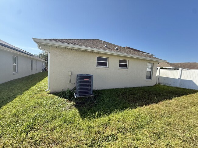 Building Photo - 2429 Ruddenstone Way