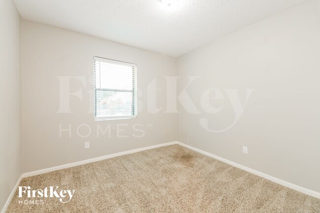 Building Photo - 2813 Silver Meadow Ln