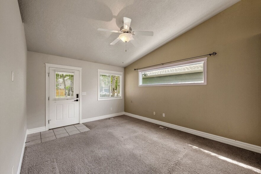 Building Photo - 1132 Berwick Ct
