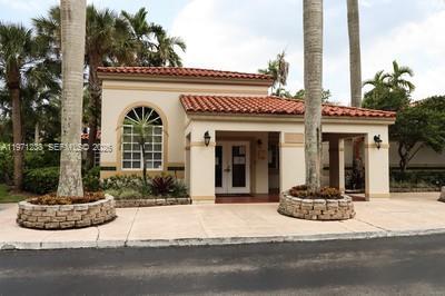 Building Photo - 9785 Nob Hill Ct