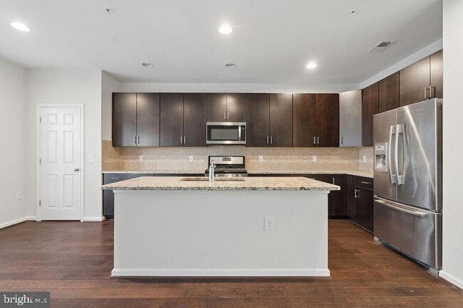 Building Photo - 20591 Geddes Terrace