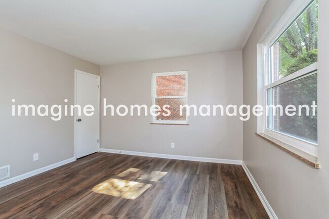 Building Photo - 1134 Alwil Dr