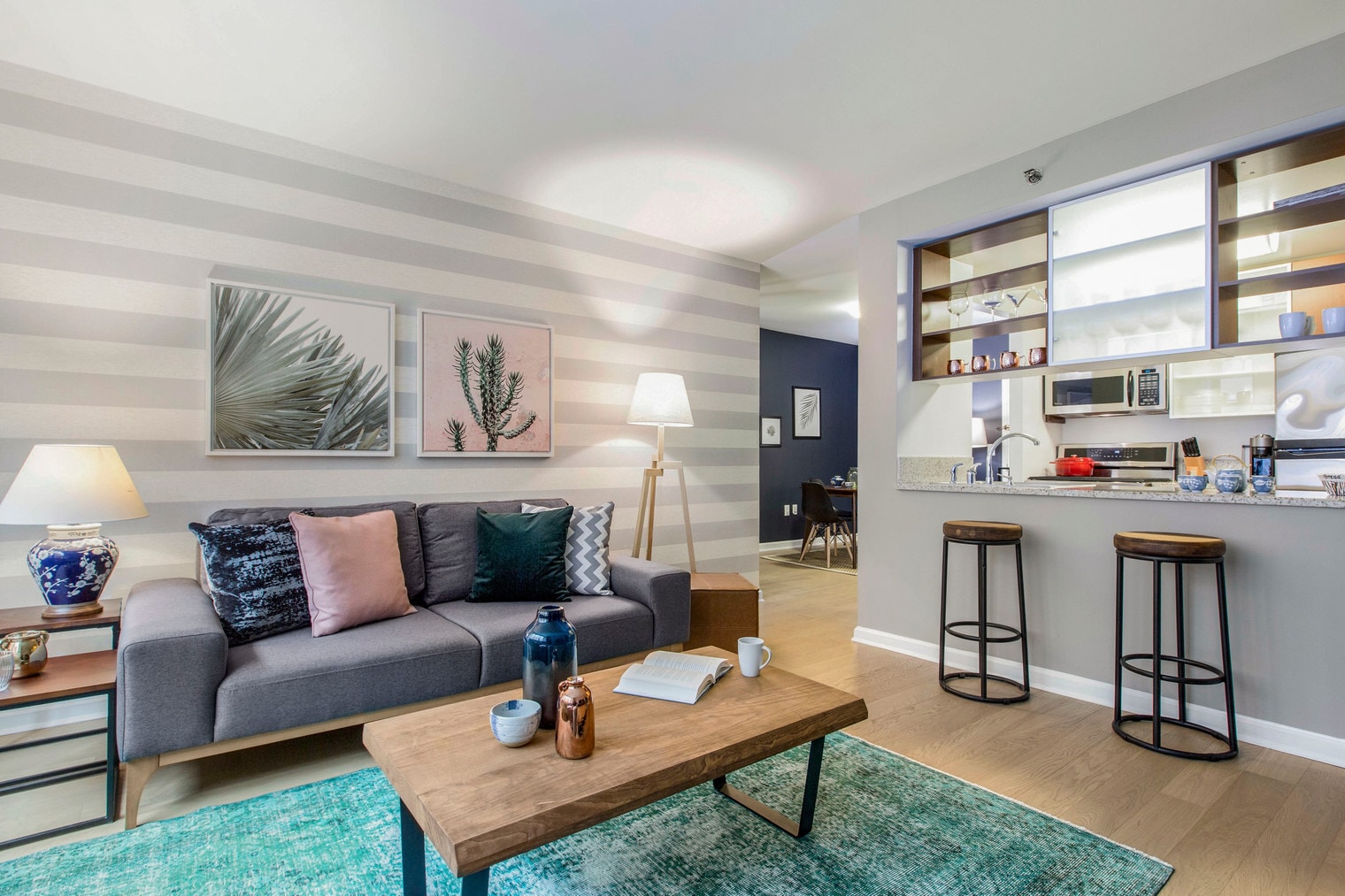 Building Photo - 535 W 23 St