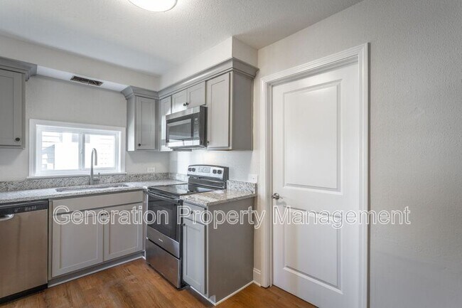 Building Photo - 1902 S Watkins St