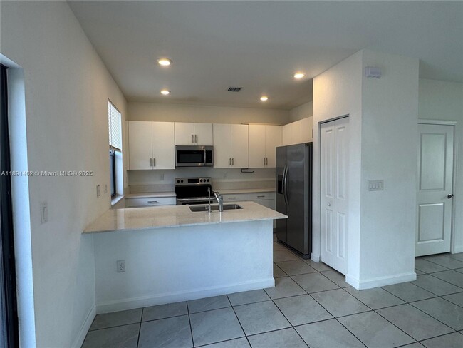 Building Photo - 13379 SW 287th St