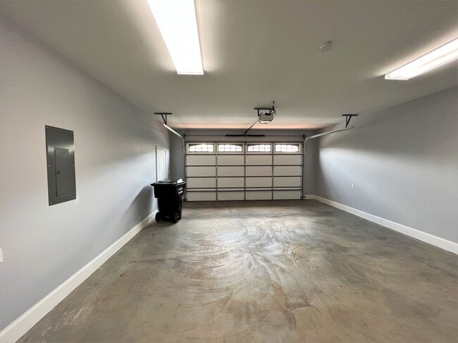 Building Photo - Stunning 4 bedroom in the Polo Club in Wes...