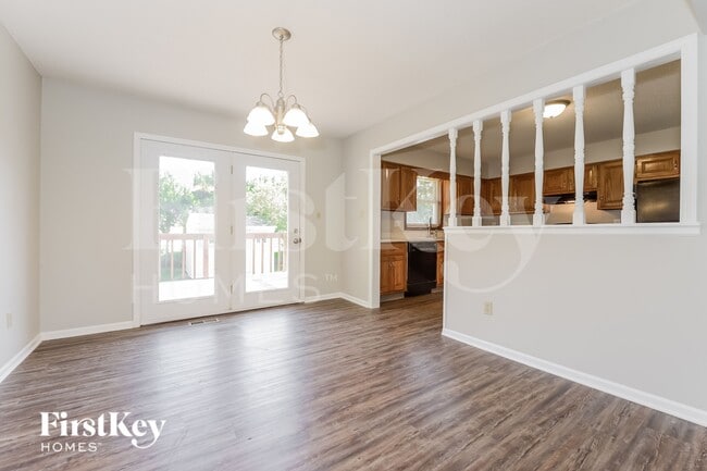 Building Photo - 18901 S Ash St