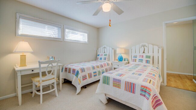 Building Photo - 94 Whiting Ln