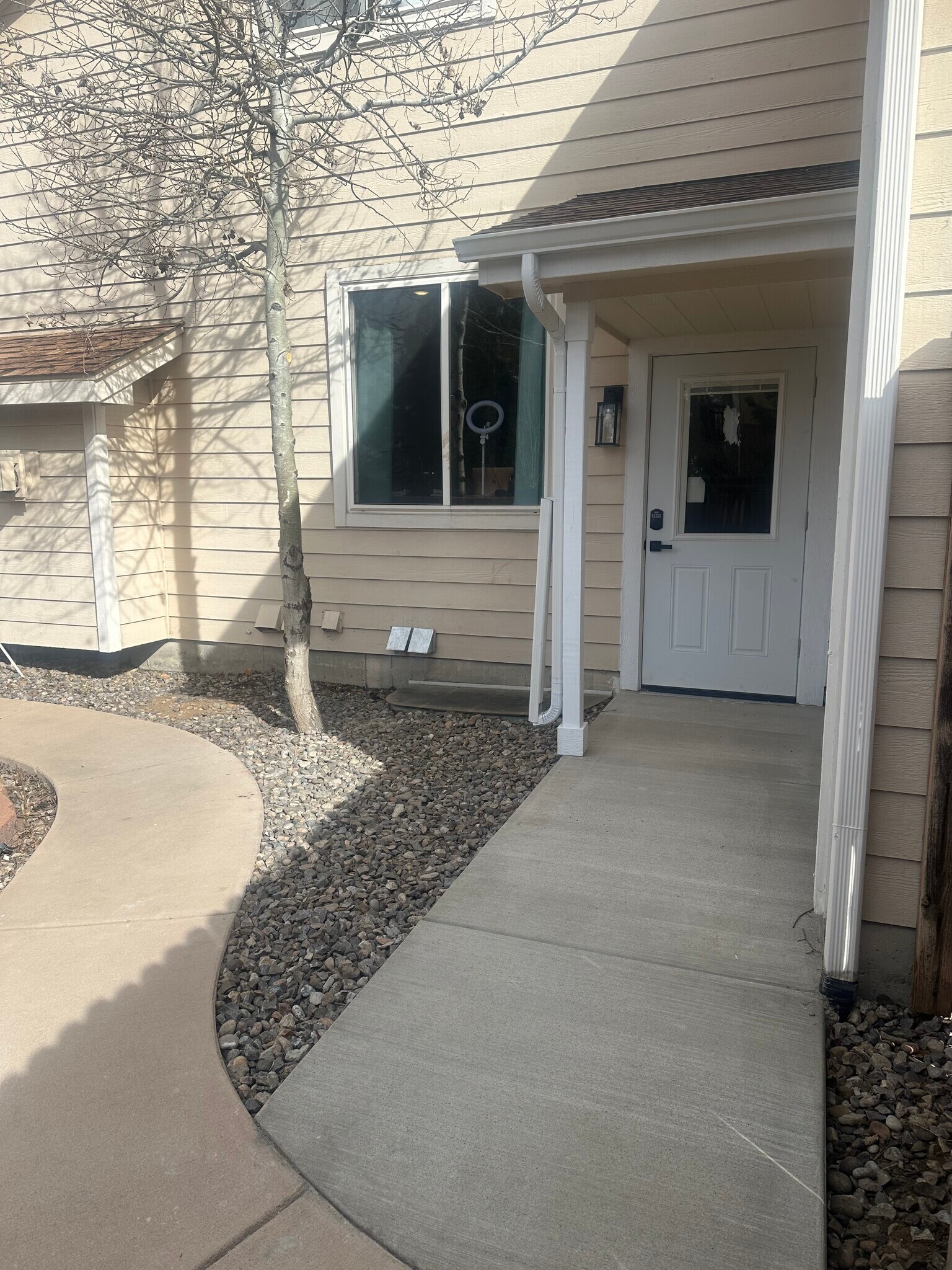 Building Photo - 7502 S Emerson Cir