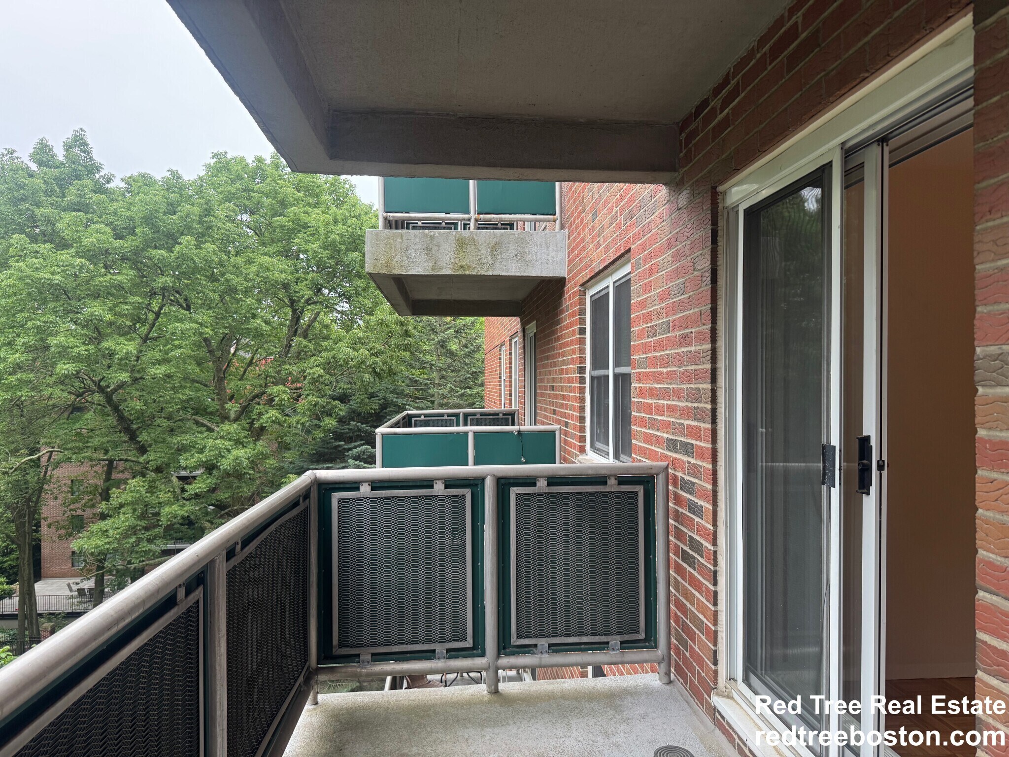 Building Photo - 185 Freeman St