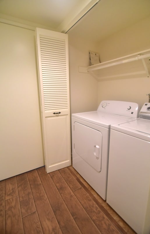 Building Photo - 15861 Davis Cup Ln