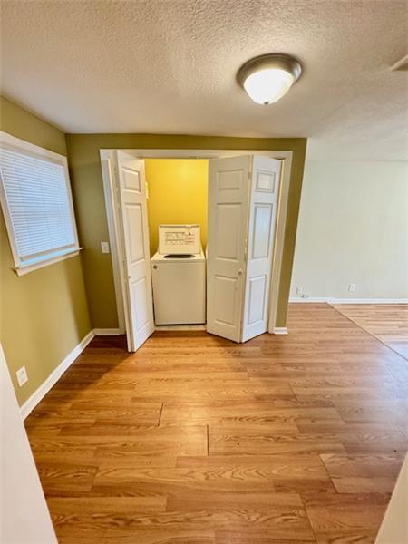 Building Photo - 904 Sherman Ave